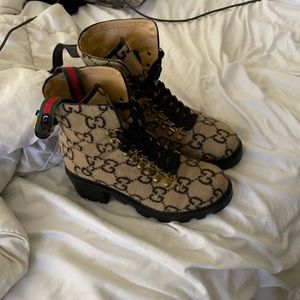 Gucci woman’s boots size 8